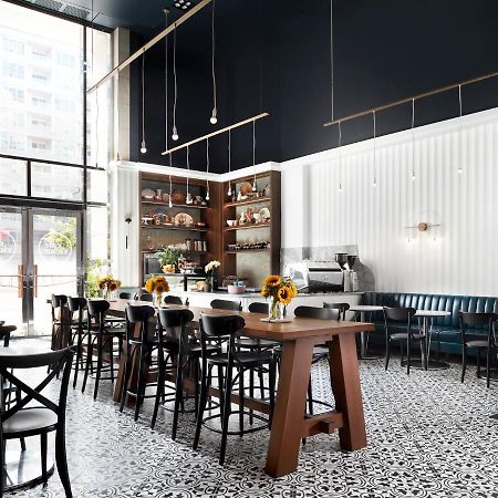 Le Germain Hotel Toronto Bagian luar foto
