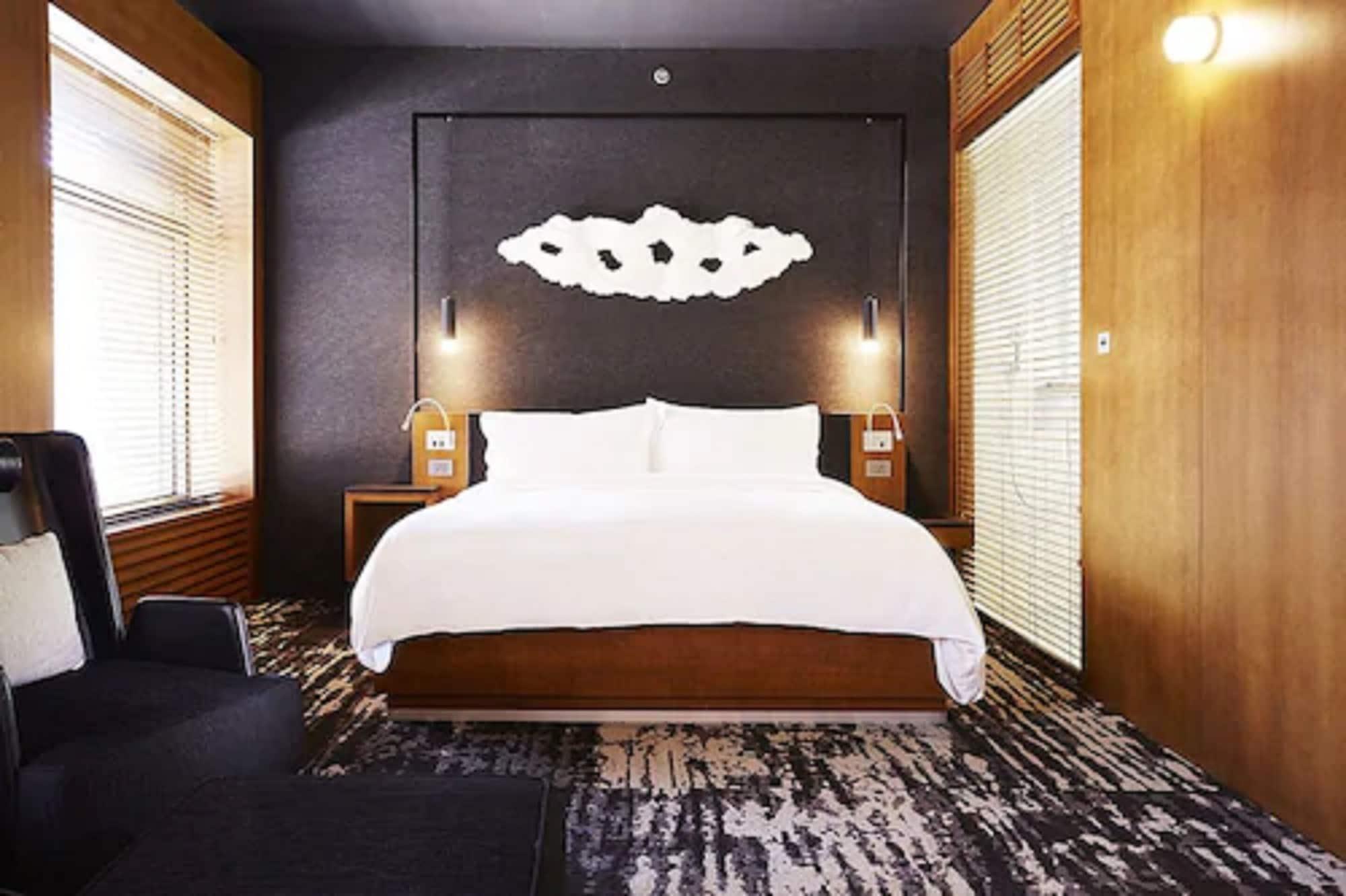 Le Germain Hotel Toronto Bagian luar foto