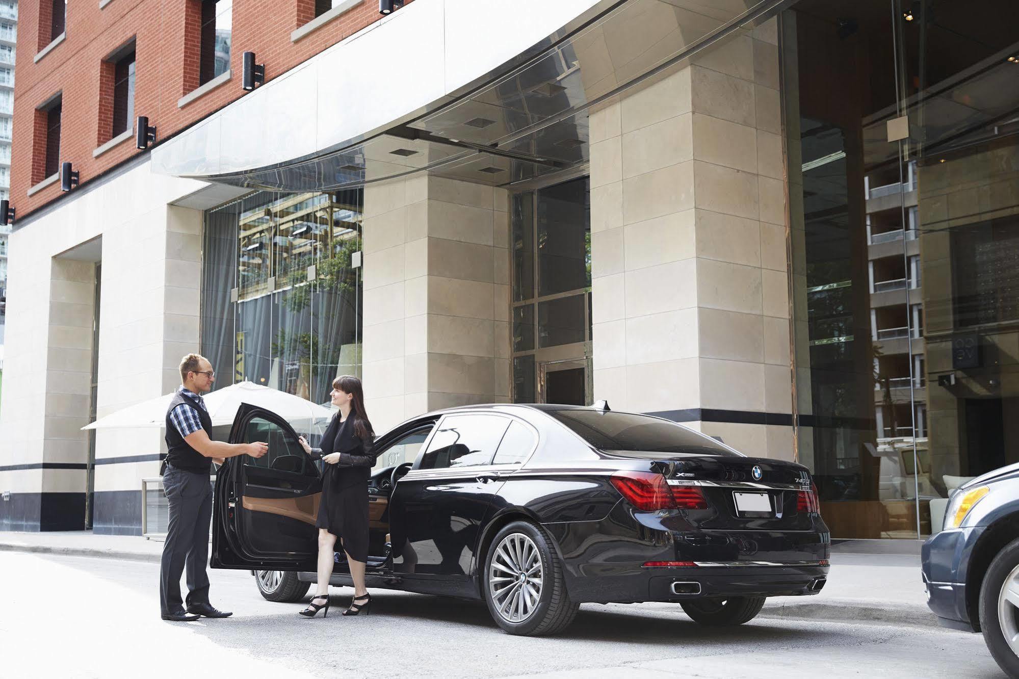 Le Germain Hotel Toronto Bagian luar foto